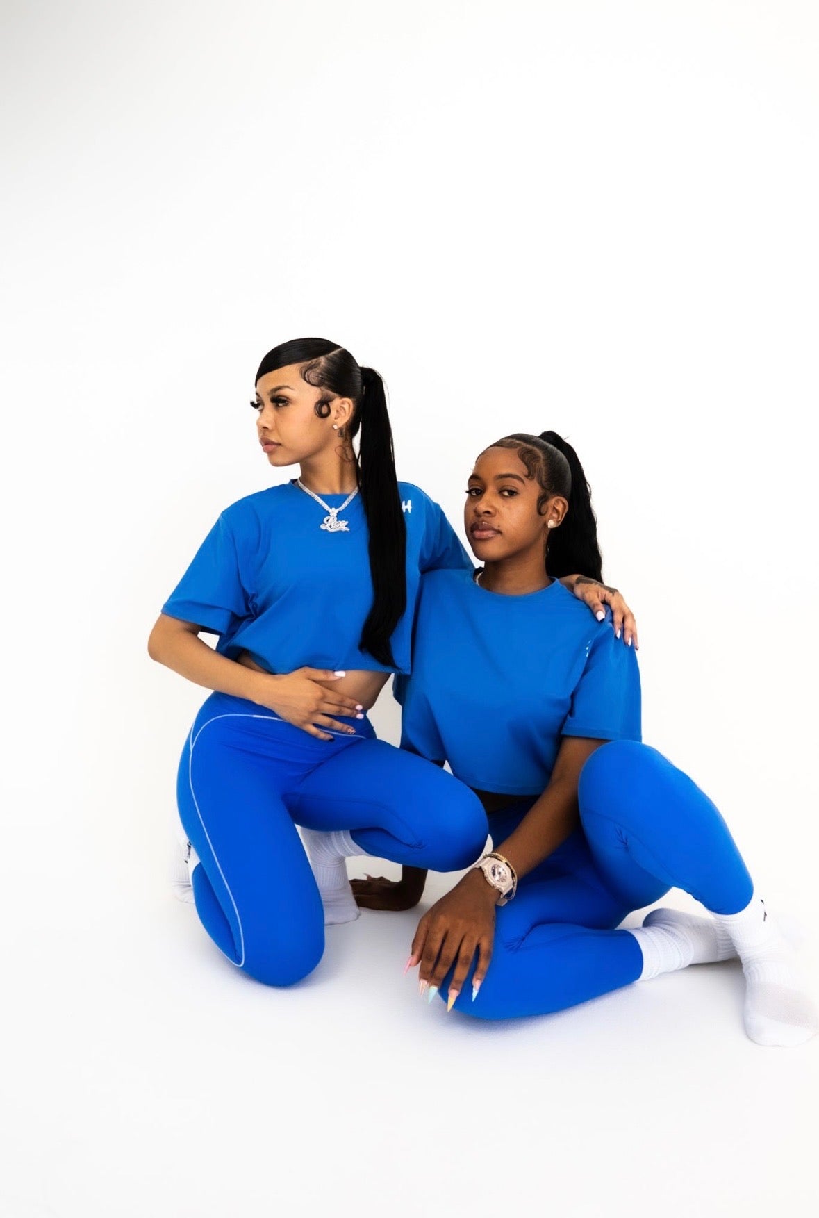 TWIN SET